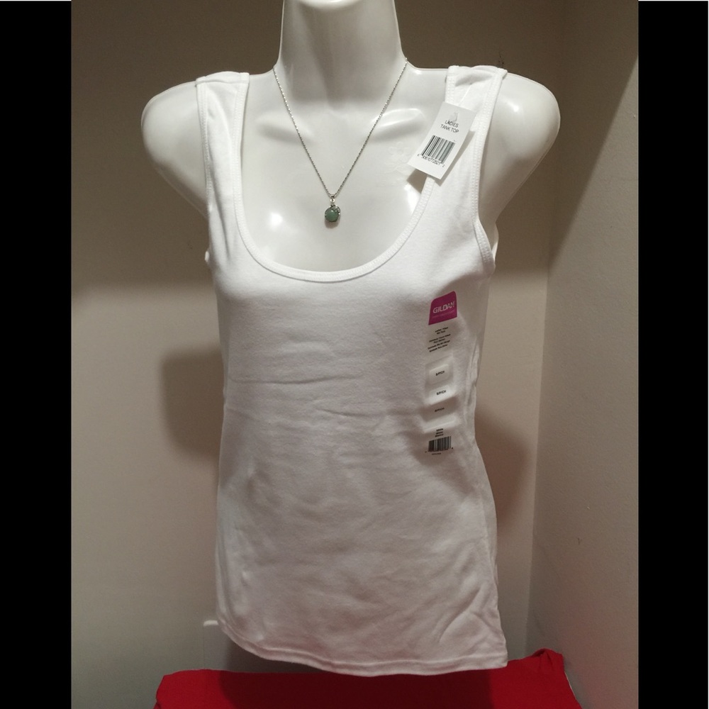 Bundle ladies  sleeveles top 👚👚👚👚👚👚😊😊😊